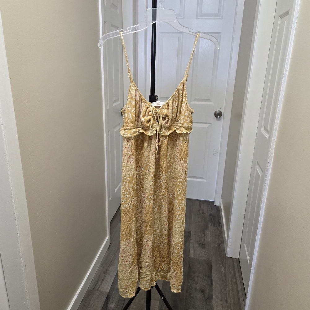 Wild Skye Yellow Floral Tie-Front Dress 100% Rayon Boho Cottagecore Sundress - Picture 2 of 9